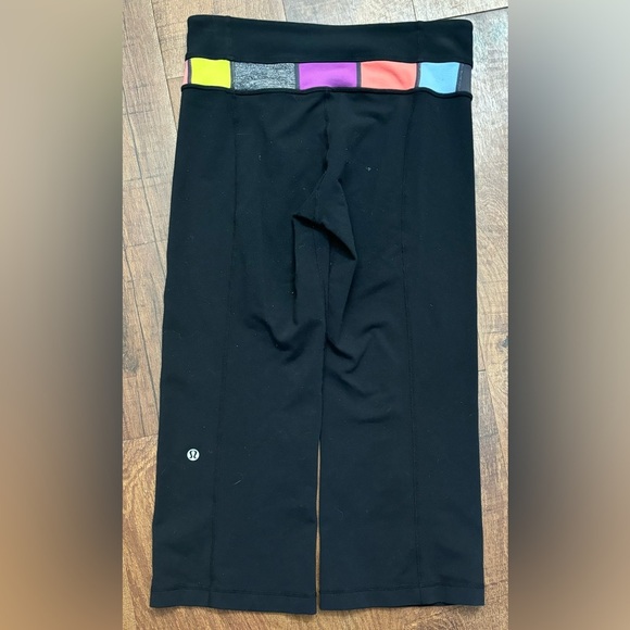 Lululemon groove color block crop activewear pants women Sz 4 - Picture 5 of 7